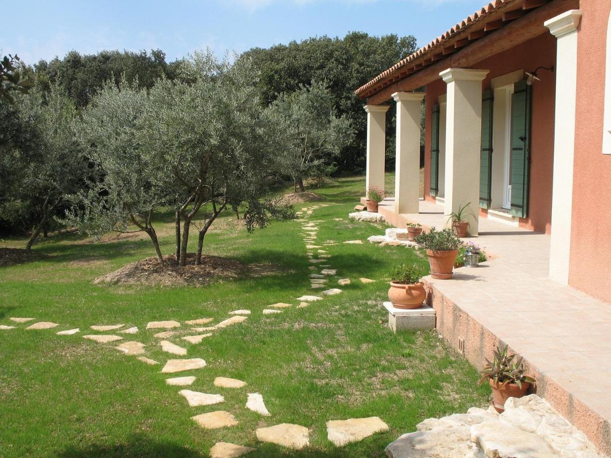 Bed and Breakfast Ll Poulidetto Lioux Екстер'єр фото